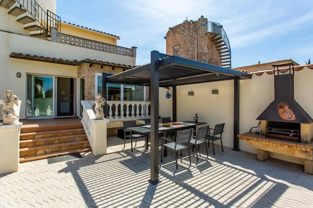 Welcs Villa Falconera 017 Emp Con Piscina Privada Empuriabrava Španělsko